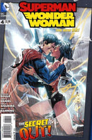 Superman / Wonder Woman What Any Man Would Do / The Blog Read Around The World |  Issue