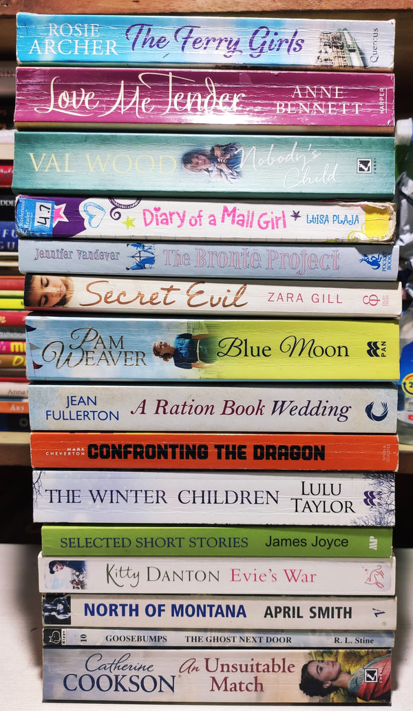 Mixed Popular Fiction | Pack of 15 Books | Condition: Good | Free Bookmarks