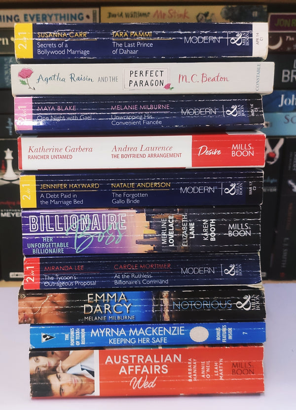 Bestsellers Mixed Popular Fiction | Pack of 10 Books | Condition: Good | Free Bookmarks