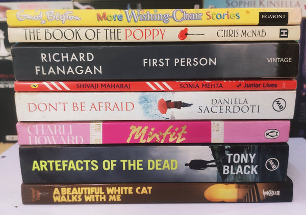 Bestsellers Mixed Popular Fiction | Pack of 8 Books | Condition: Good | Free Bookmarks