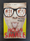 Model Misfit by Holly Smale | Genre:Young Adult / Fiction