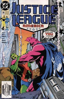 Justice League / International / America Blow Up |  Issue