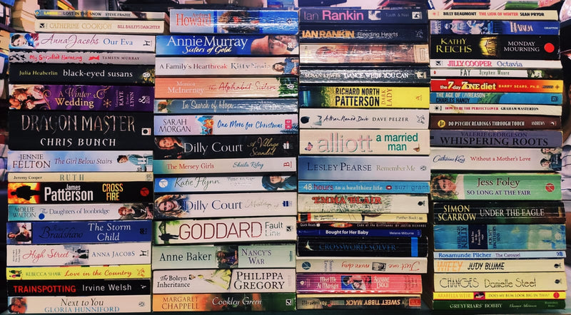 Big Box Sale | 10 Kg Box Full of UK Paperback International Mixed Thriller & Mystery Books | Contains 25-30 Assorted Mixed Thriller Books | Free 15 Bookmarks