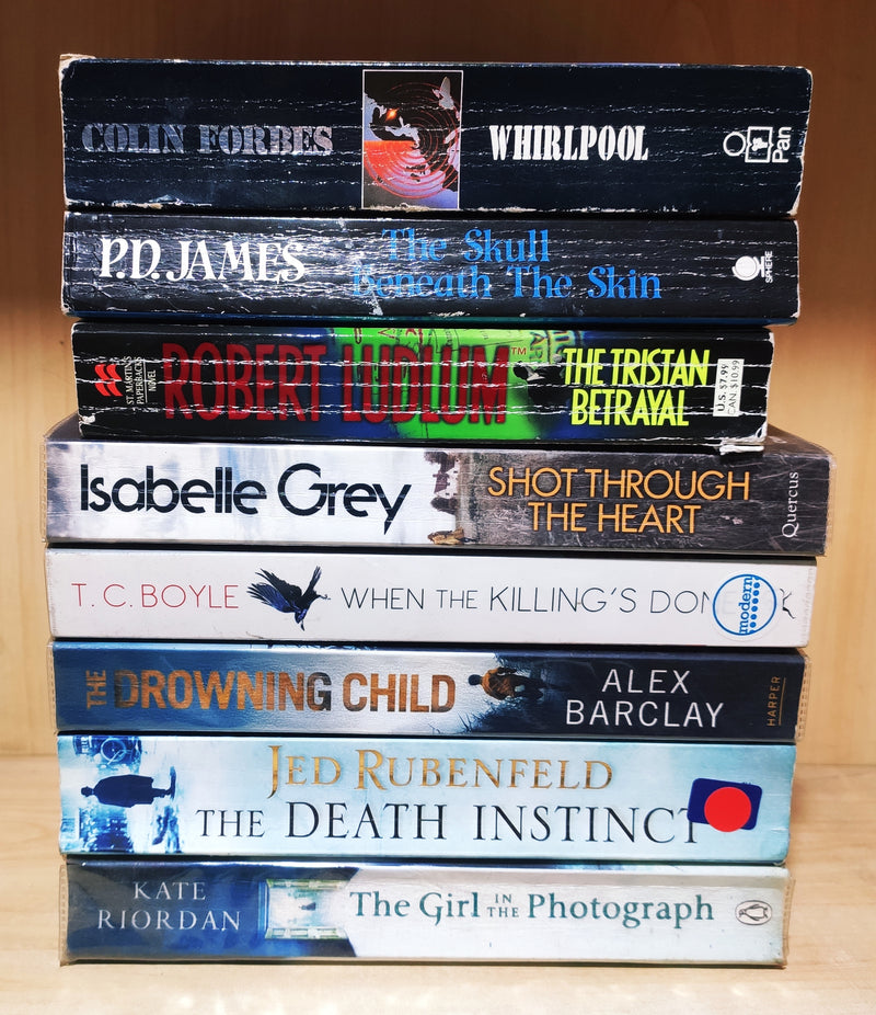 Crime & Thriller by Bestselling Foreign Authors | Pack of 8 Books | FREE Delivery & Bookmarks