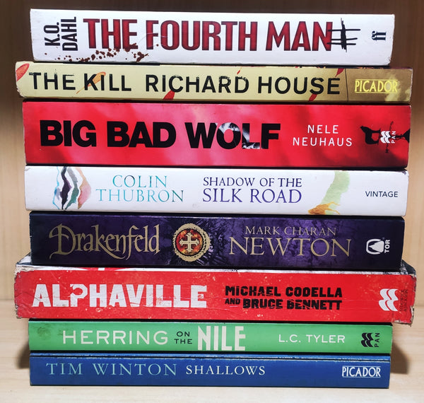 Crime & Thriller by Bestselling Foreign Authors | Pack of 8 Books | FREE Delivery & Bookmarks