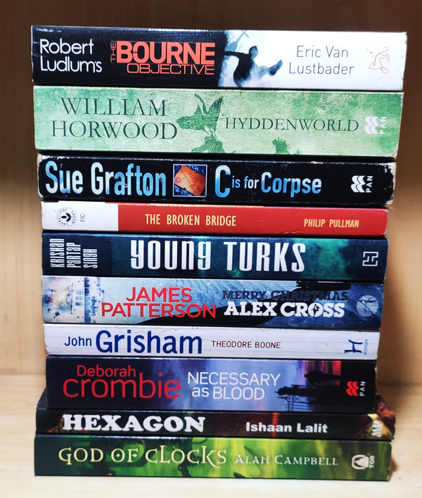 Crime & Thriller by Bestselling Foreign Authors | Pack of 10 Books | FREE Delivery & Bookmarks