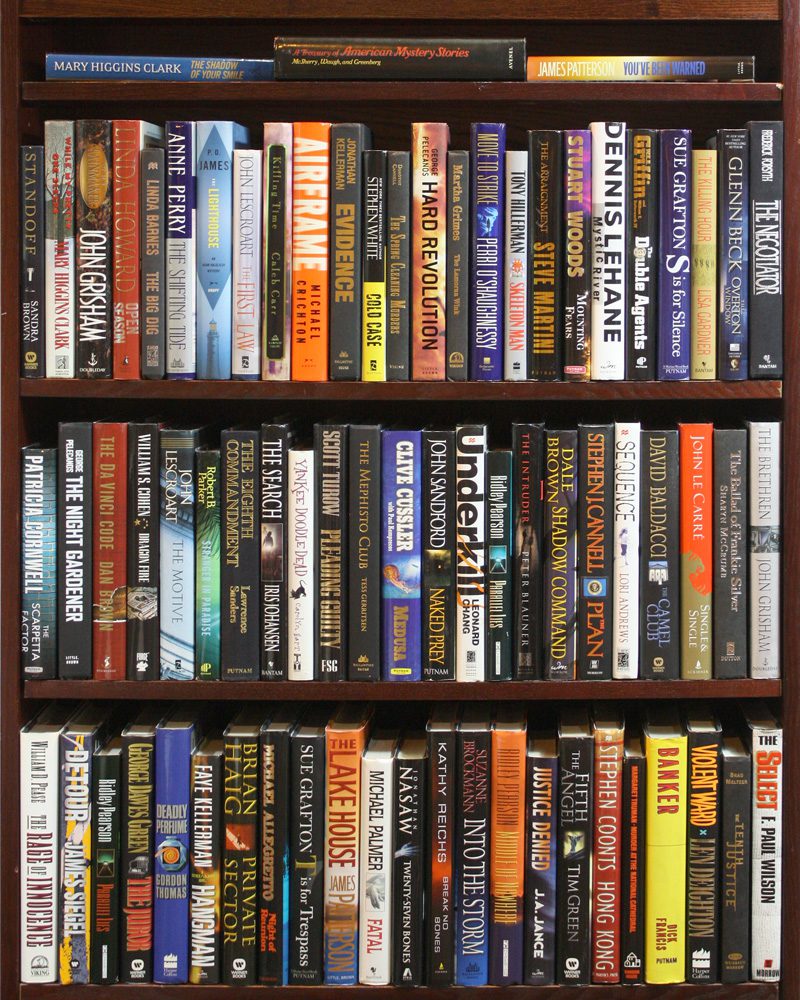 Big Box Sale | 10 Kg Box Full of Hardcover International Mystery & Thriller Books | Contains 15-20 Assorted Thriller Books | Free 15 Bookmarks